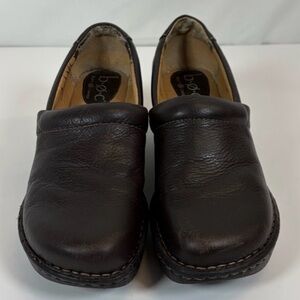 b.o.c. Born Concept Brown Leather Closed-Toe Clogs | Size 9